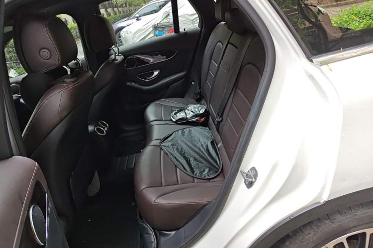 Used Mercedes-Benz GLC 2017 GLC 260 4MATIC Dynamic Edition Left Rear Seat