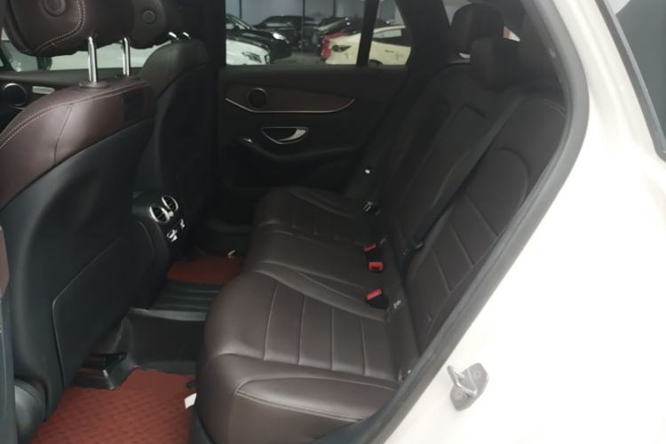 Used Mercedes-Benz GLC 2017 GLC 300 4MATIC Sport Edition Left Rear Seat