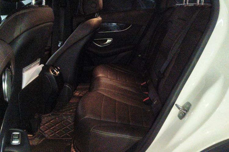 Used Mercedes-Benz GLC 2017 GLC 260 4MATIC Luxury Model Left Rear Seat