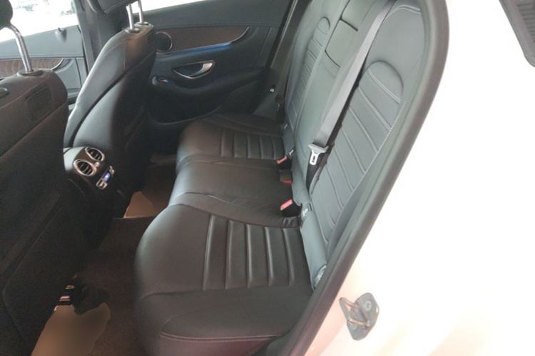 Used Mercedes-Benz GLC 2017 GLC 300 4MATIC Luxury Model Left Rear Seat