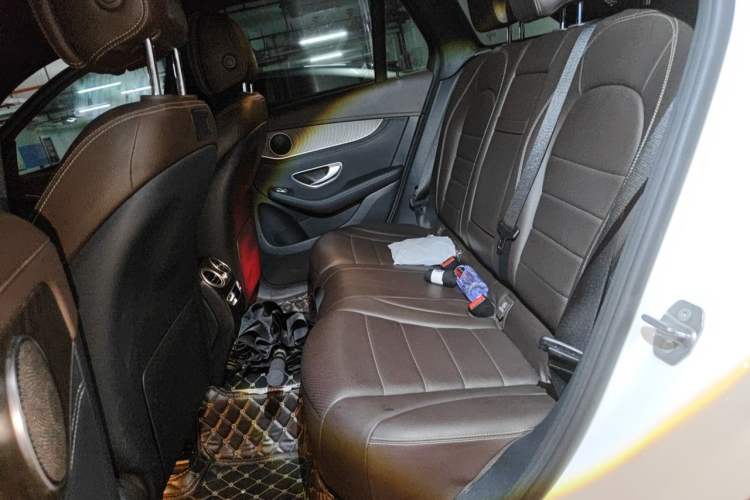 Used Mercedes-Benz GLC 2017 GLC 300 4MATIC Sport Edition Left Rear Seat
