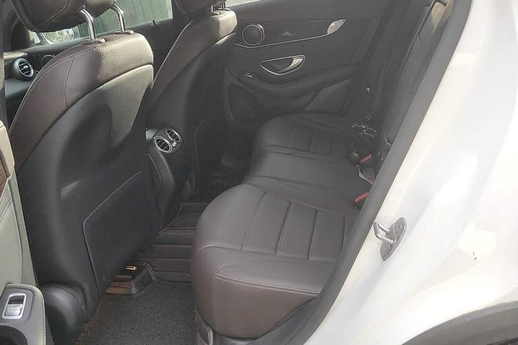 Used Mercedes-Benz GLC 2017 GLC 260 4MATIC Luxury Model Left Rear Seat