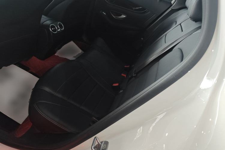 Used Mercedes-Benz GLC 2017 GLC 260 4MATIC Dynamic Edition Left Rear Seat