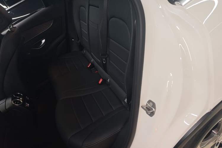 Used Mercedes-Benz GLC 2017 GLC 300 4MATIC Sport Edition Left Rear Seat
