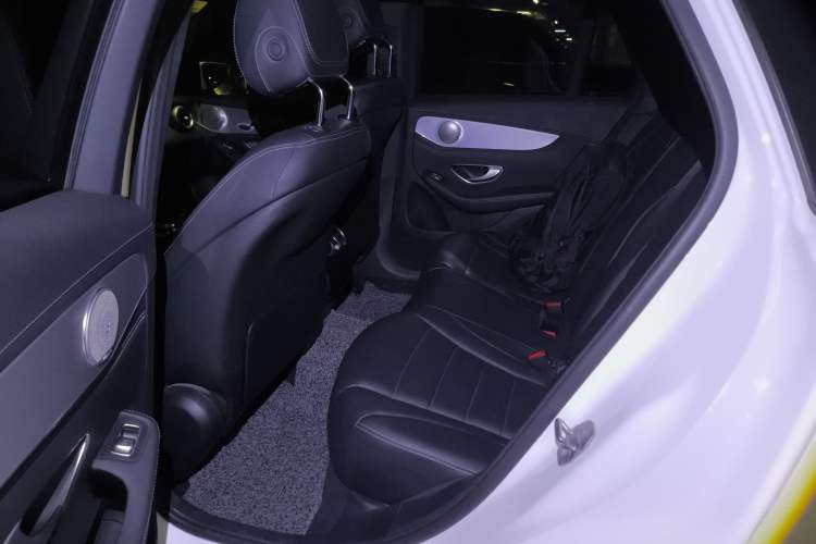 Used Mercedes-Benz GLC 2017 GLC 200 4MATIC Left Rear Seat