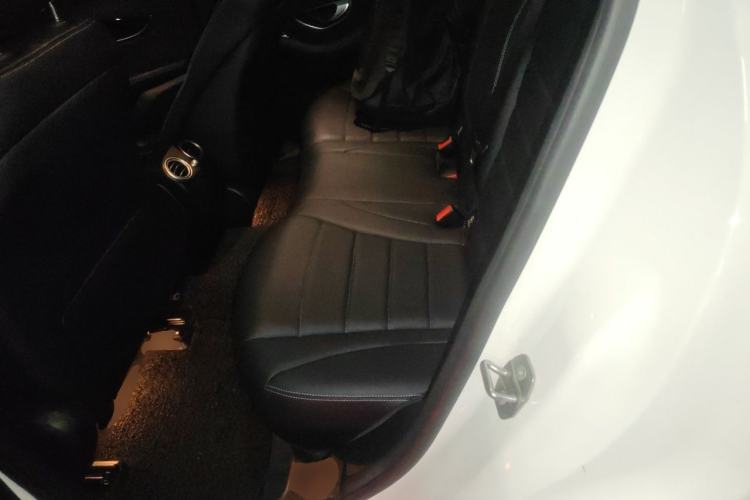 Used Mercedes-Benz GLC 2017 GLC 260 4MATIC Dynamic Edition Left Rear Seat