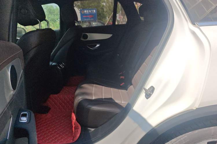Used Mercedes-Benz GLC 2017 GLC 200 4MATIC Left Rear Seat