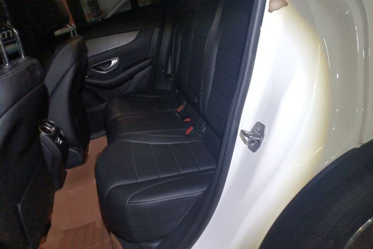 Used Mercedes-Benz GLC 2017 GLC 300 4MATIC Sport Edition Left Rear Seat