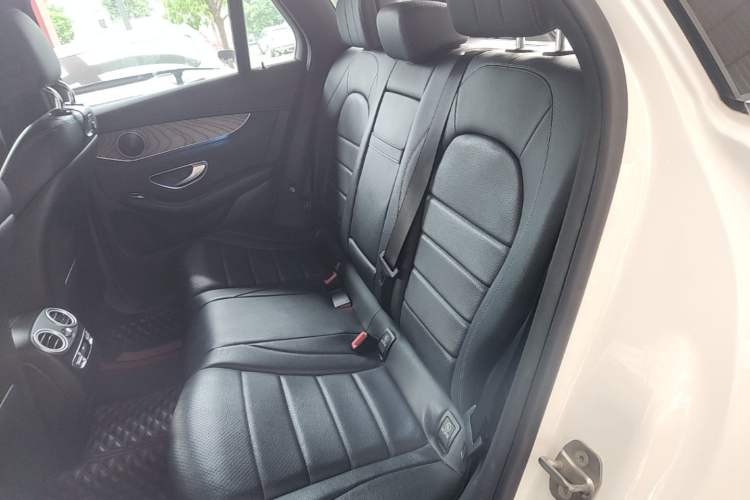 Used Mercedes-Benz GLC 2017 GLC 300 4MATIC Sport Edition Left Rear Seat