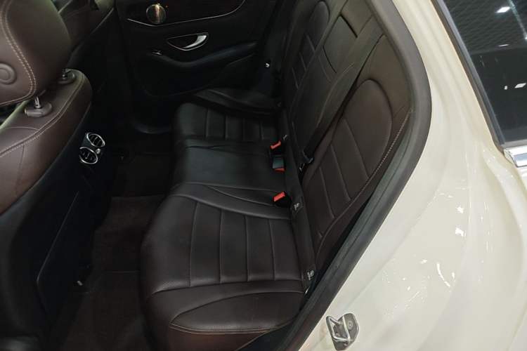 Used Mercedes-Benz GLC 2017 GLC 260 4MATIC Luxury Model Left Rear Seat