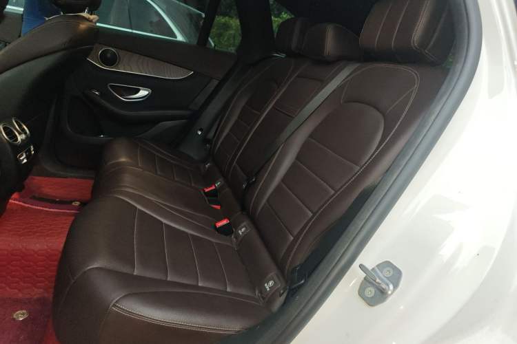 Used Mercedes-Benz GLC 2017 GLC 300 4MATIC Sport Edition Left Rear Seat