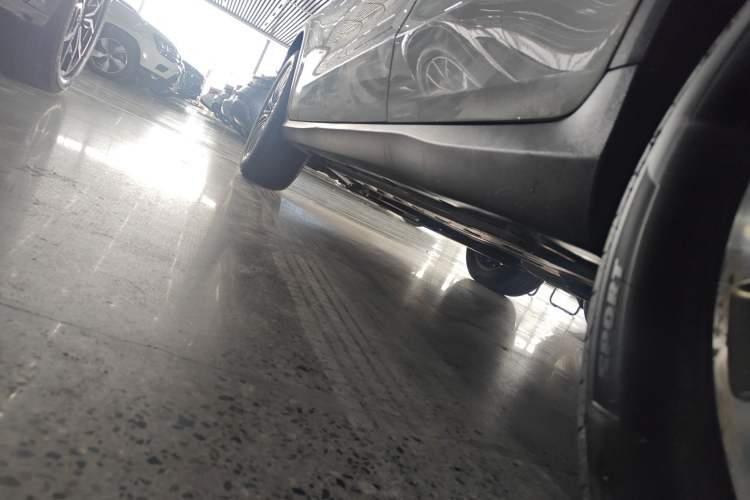 Used Mercedes-Benz GLC 2017 GLC 260 4MATIC Dynamic Edition Left Side Sill