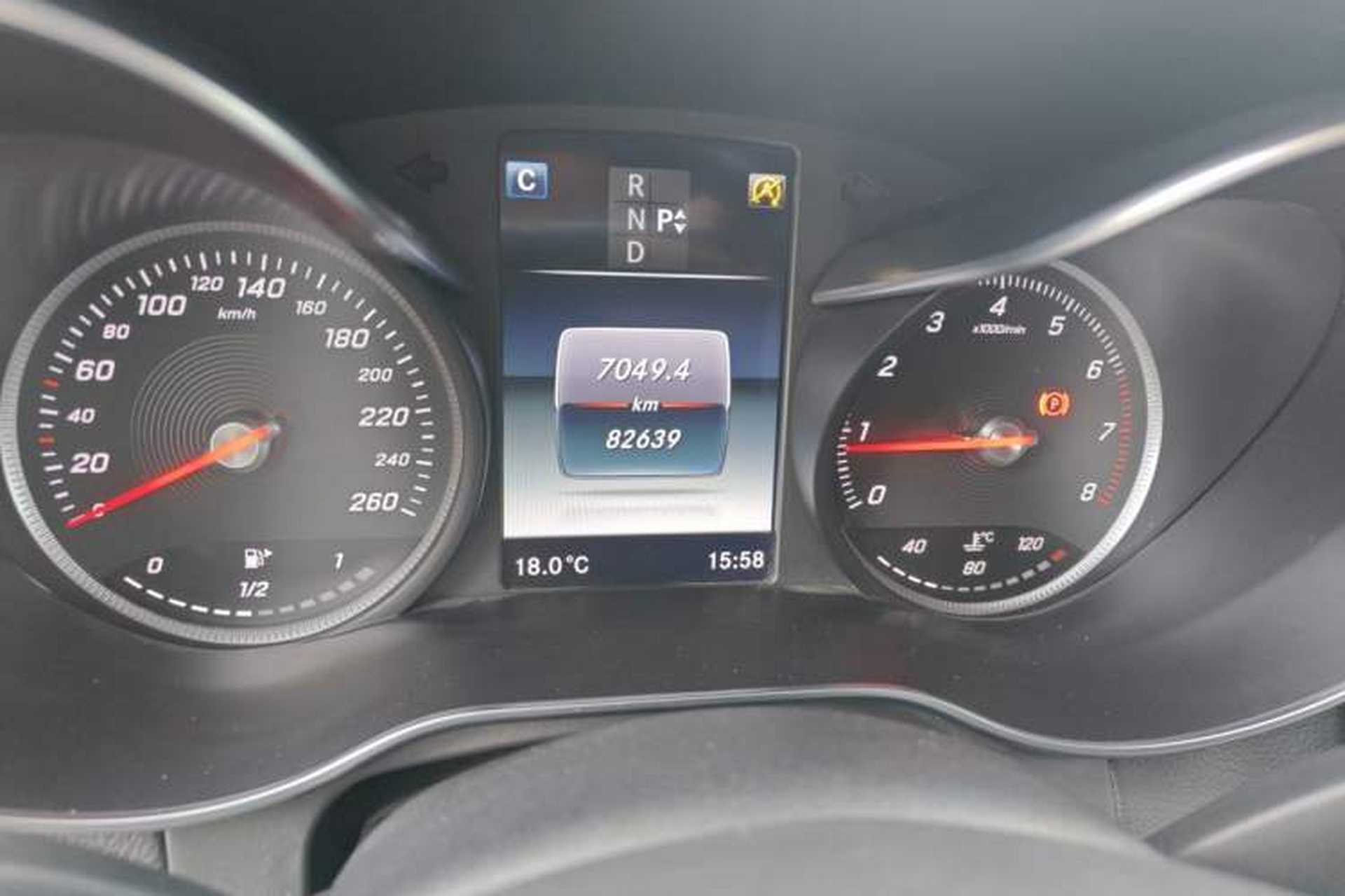 Used Mercedes-Benz GLC 2017 GLC 200 4MATIC Odometer Close Up