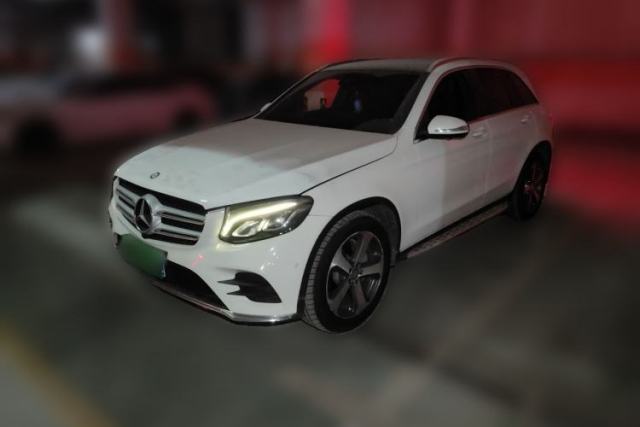 Mercedes-Benz GLC 2017 GLC 260 4MATIC Luxury Model usado