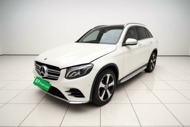 Mercedes-Benz GLC 2017 GLC 260 4MATIC Luxury Model usado