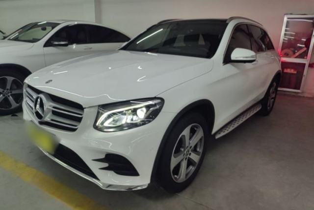 Used Mercedes-Benz GLC 2017 GLC 260 4MATIC Luxury Model