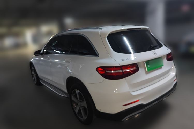 Used Mercedes-Benz GLC 2017 GLC 260 4MATIC Luxury Model Rear Left 45 Deg