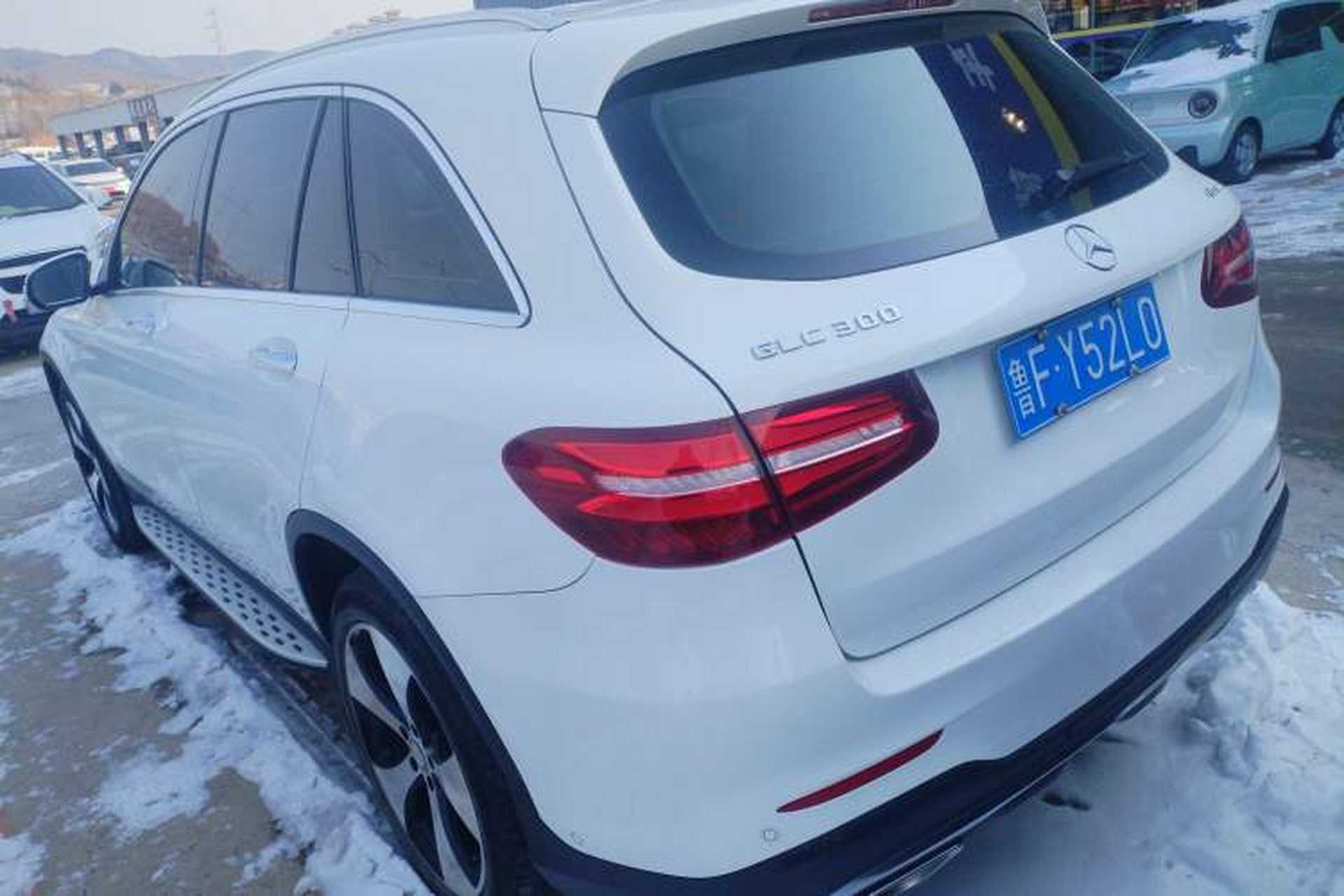 Used Mercedes-Benz GLC 2017 GLC 300 4MATIC Luxury Model Rear Left 45 Deg