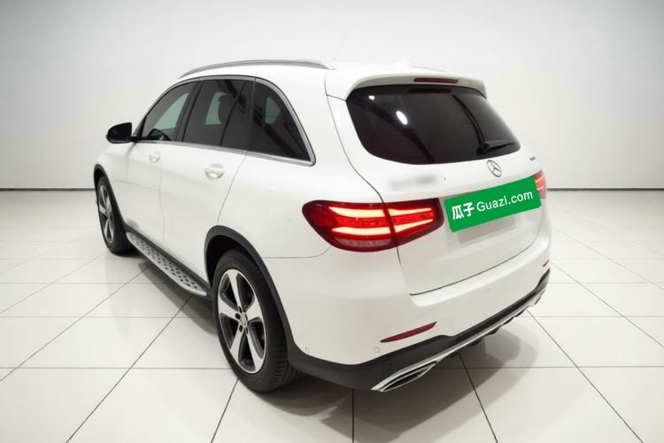 Used Mercedes-Benz GLC 2017 GLC 260 4MATIC Luxury Model Rear Left 45 Deg