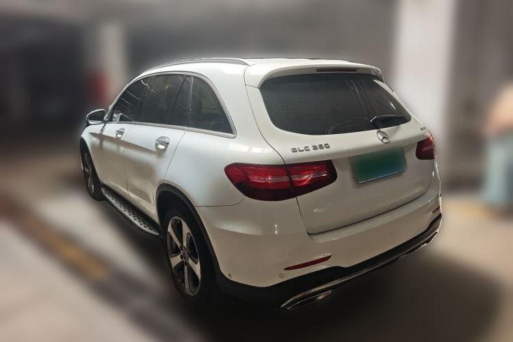 Used Mercedes-Benz GLC 2017 GLC 260 4MATIC Luxury Model Rear Left 45 Deg