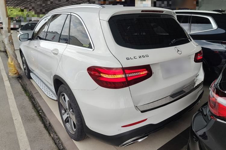 Used Mercedes-Benz GLC 2017 GLC 260 4MATIC Luxury Model Rear Left 45 Deg