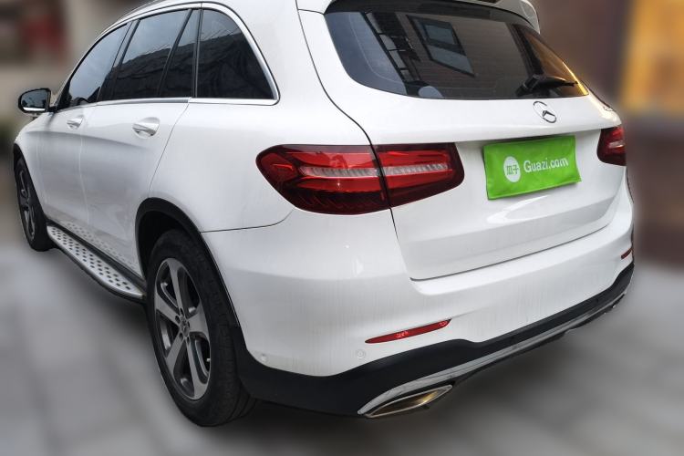 Used Mercedes-Benz GLC 2017 GLC 260 4MATIC Luxury Model Rear Left 45 Deg