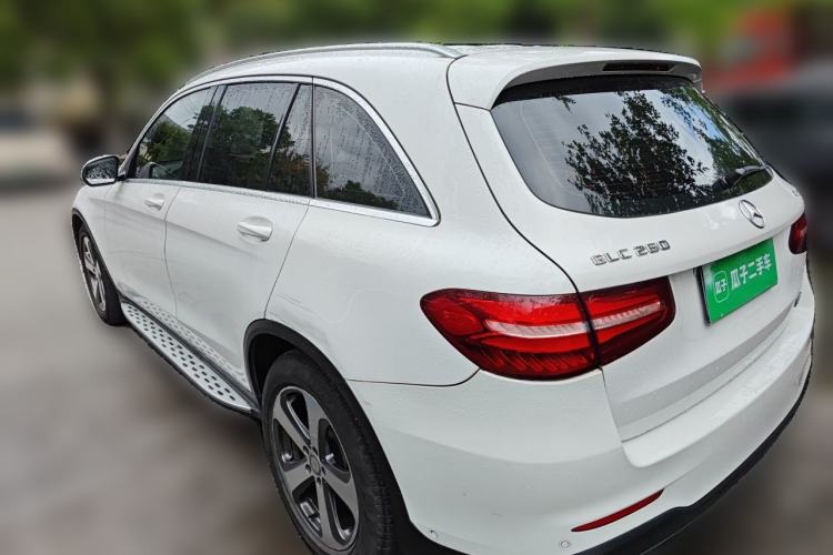 Used Mercedes-Benz GLC 2017 GLC 260 4MATIC Luxury Model Rear Left 45 Deg