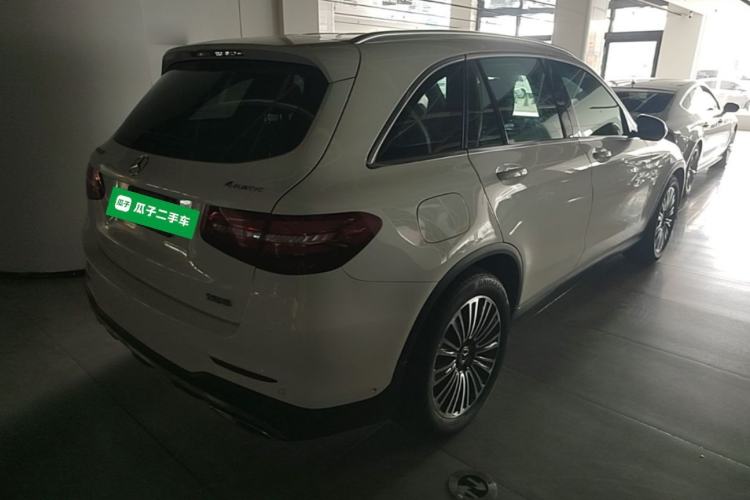 Used Mercedes-Benz GLC 2017 GLC 260 4MATIC Dynamic Edition Rear Right 45 Deg