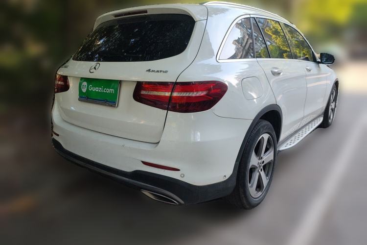 Used Mercedes-Benz GLC 2017 GLC 260 4MATIC Luxury Model Rear Right 45 Deg
