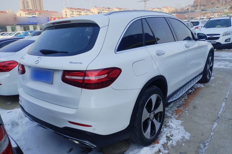 Used Mercedes-Benz GLC 2017 GLC 300 4MATIC Luxury Model Rear Right 45 Deg