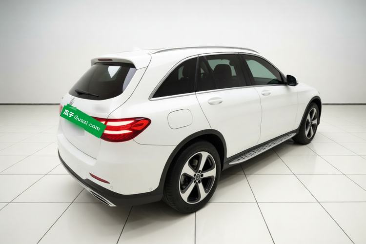 Used Mercedes-Benz GLC 2017 GLC 260 4MATIC Luxury Model Rear Right 45 Deg