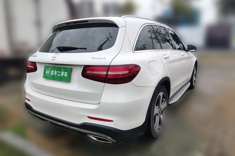 Used Mercedes-Benz GLC 2017 GLC 260 4MATIC Luxury Model Rear Right 45 Deg