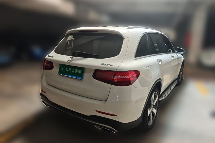 Used Mercedes-Benz GLC 2017 GLC 260 4MATIC Luxury Model Rear Right 45 Deg