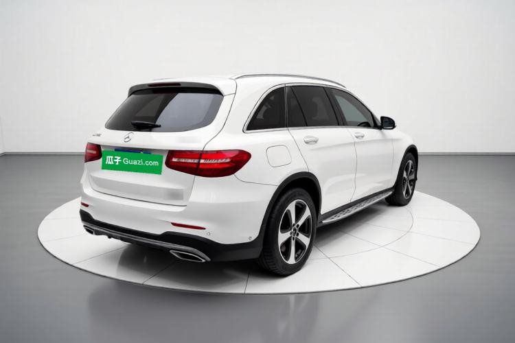 Used Mercedes-Benz GLC 2017 GLC 260 4MATIC Luxury Model Rear Right 45 Deg