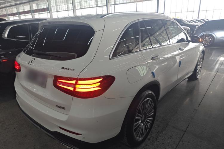 Used Mercedes-Benz GLC 2017 GLC 260 4MATIC Dynamic Edition Rear Right 45 Deg