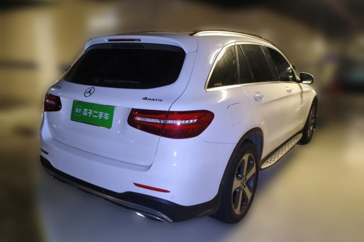 Used Mercedes-Benz GLC 2017 GLC 260 4MATIC Luxury Model Rear Right 45 Deg