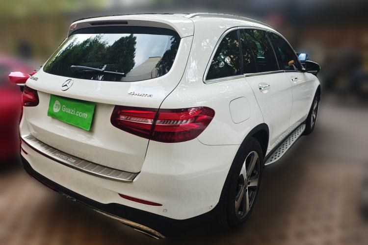 Used Mercedes-Benz GLC 2017 GLC 260 4MATIC Luxury Model Rear Right 45 Deg