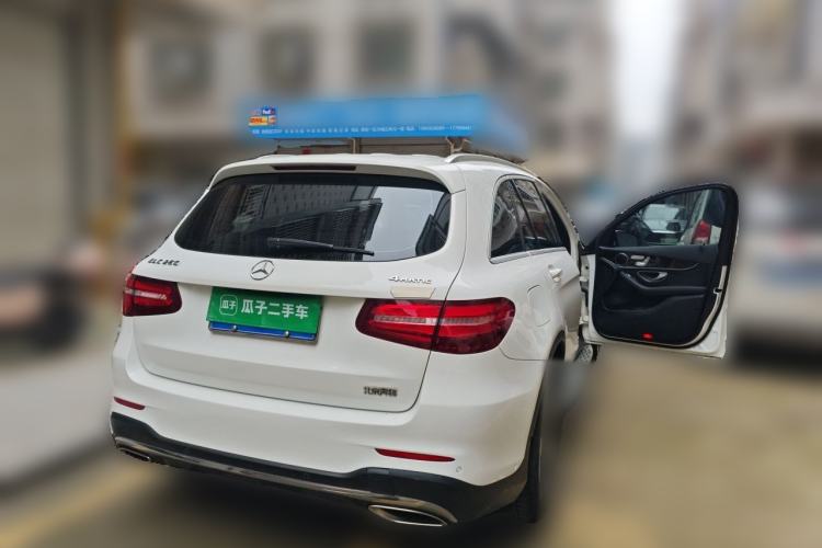 Used Mercedes-Benz GLC 2017 GLC 260 4MATIC Luxury Model Rear Right 45 Deg