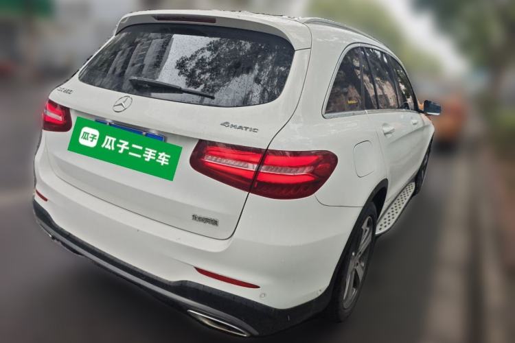 Used Mercedes-Benz GLC 2017 GLC 260 4MATIC Luxury Model Rear Right 45 Deg