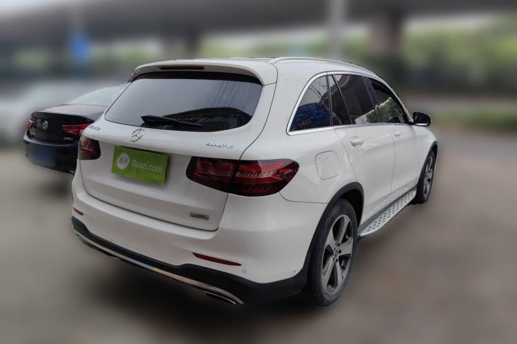 Used Mercedes-Benz GLC 2017 GLC 260 4MATIC Luxury Model Rear Right 45 Deg