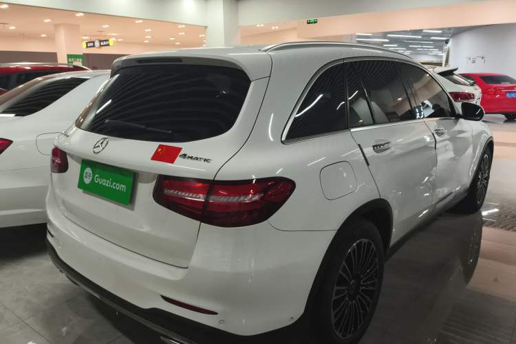 Used Mercedes-Benz GLC 2017 GLC 260 4MATIC Dynamic Edition Rear Right 45 Deg