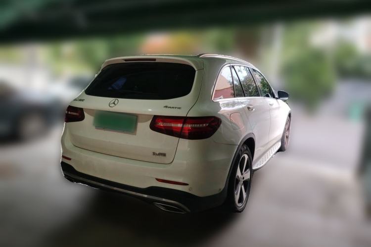 Used Mercedes-Benz GLC 2017 GLC 260 4MATIC Luxury Model Rear Right 45 Deg