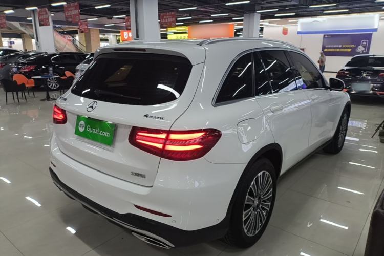 Used Mercedes-Benz GLC 2017 GLC 260 4MATIC Dynamic Edition Rear Right 45 Deg