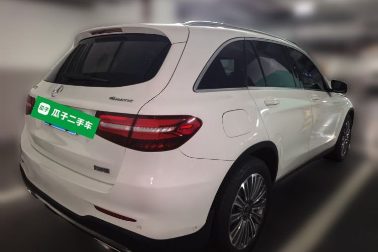 Used Mercedes-Benz GLC 2017 GLC 260 4MATIC Luxury Model Rear Right 45 Deg