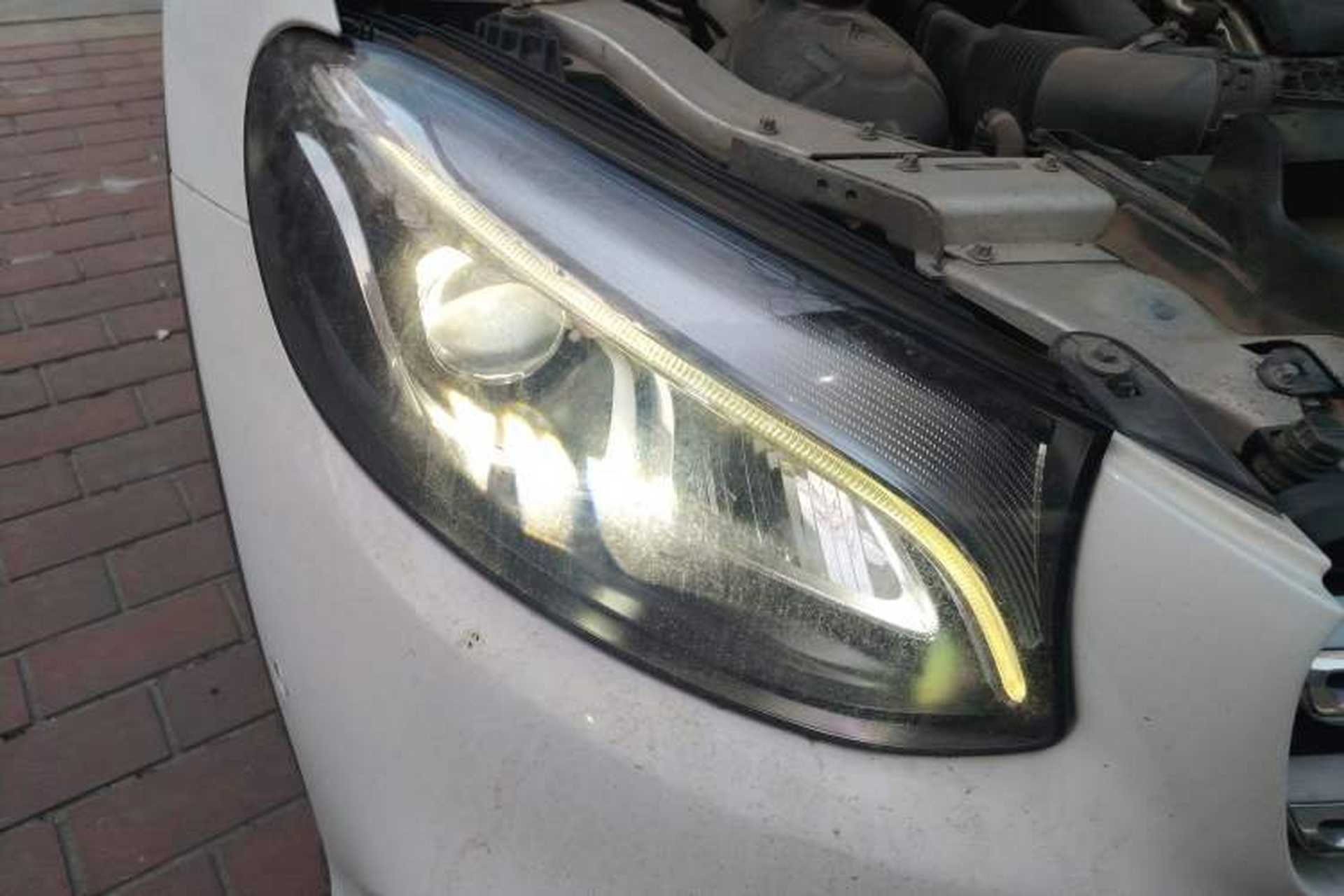 Used Mercedes-Benz GLC 2017 GLC 260 4MATIC Dynamic Edition Right Front Headlight