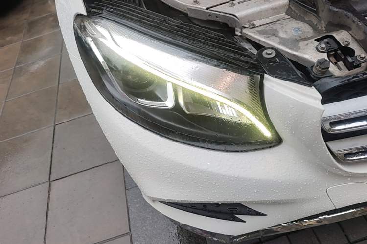 Used Mercedes-Benz GLC 2017 GLC 260 4MATIC Dynamic Edition Right Front Headlight