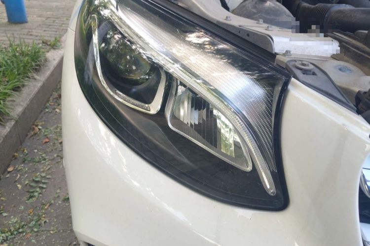 Used Mercedes-Benz GLC 2017 GLC 260 4MATIC Dynamic Edition Right Front Headlight