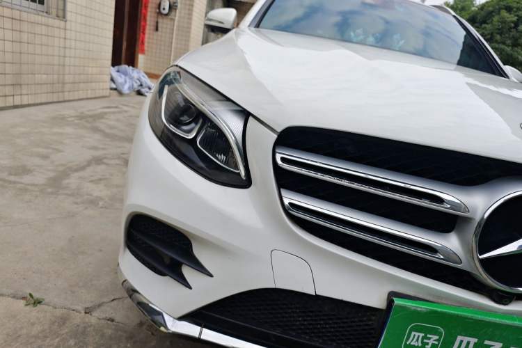 Used Mercedes-Benz GLC 2017 GLC 260 4MATIC Luxury Model Right Front Headlight