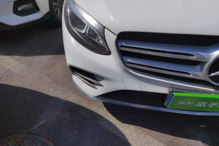 Used Mercedes-Benz GLC 2017 GLC 260 4MATIC Luxury Model Right Front Headlight