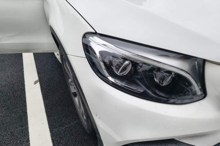 Used Mercedes-Benz GLC 2017 GLC 300 4MATIC Sport Edition Right Front Headlight